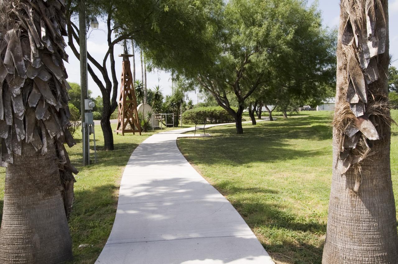 Texan Guest Ranch Otel McAllen Dış mekan fotoğraf