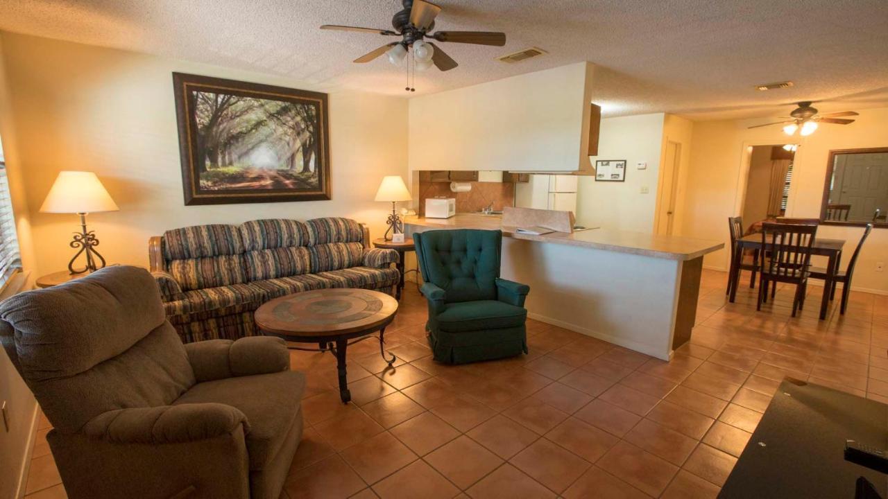 Texan Guest Ranch Otel McAllen Dış mekan fotoğraf
